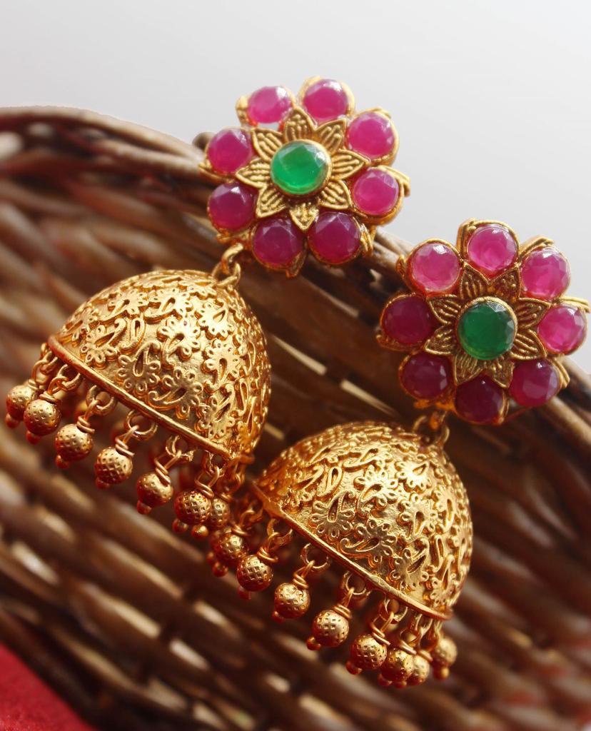 Elegant Jhumki Set