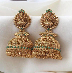 Elegant Jhumki Set