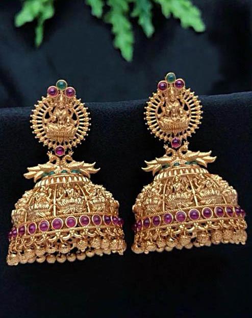 Elegant Jhumki Set